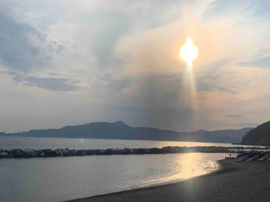 Liguria- Chiavari: A Trenta Passi Dal Mare ภายนอก รูปภาพ